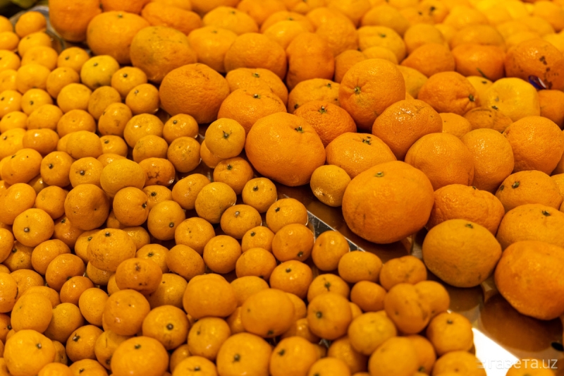 Колонка: Узбекистанцы стали есть много мандаринов. Значит ли это, что мы стали богаче?