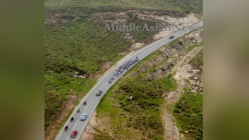 Dhofar Classic в Омане: монгольский велогонщик Тэгшбаяр Батсайхан завоевал бронзу