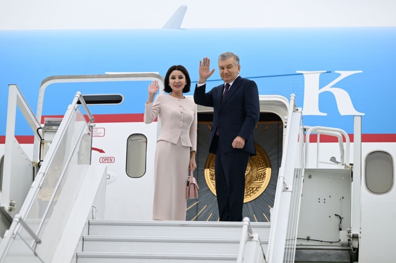 Шавкат Мирзиёев встретился с соотечественниками в США и отбыл в Ташкент