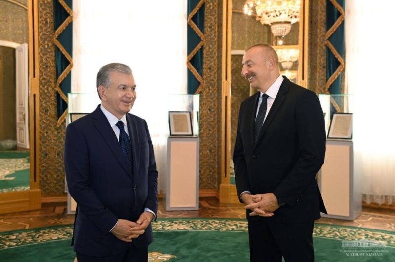 Шавкат Мирзиёев отправится в Азербайджан на саммит ОТГ