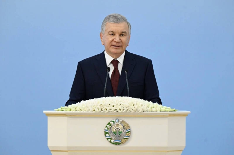 Шавкат Мирзиёев заложил капсулу в фундамент нового международного аэропорта Ташкента