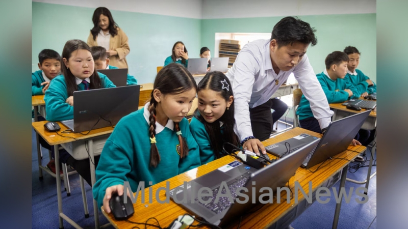 Как Церковь Иисуса Христа помогает школьникам сельской Монголии «мечтать о большем». Фото