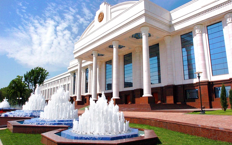 Пчёлы против мёда. В который раз