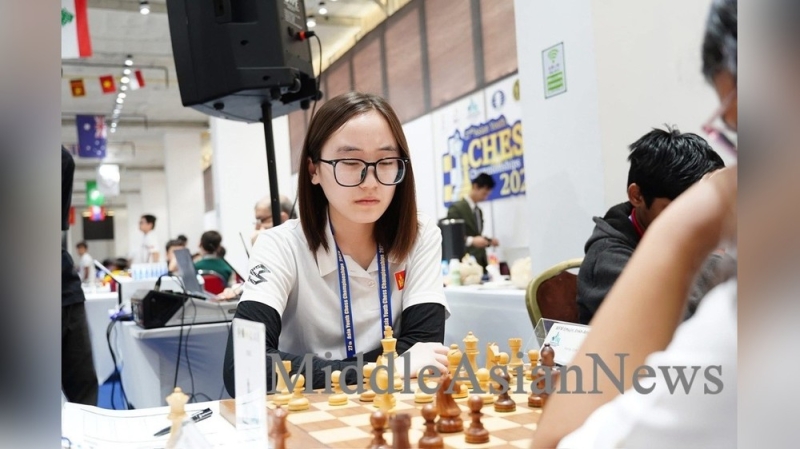 Монгольская школьница стала чемпионкой Азии по шахматам, завоевав Золотой кубок
