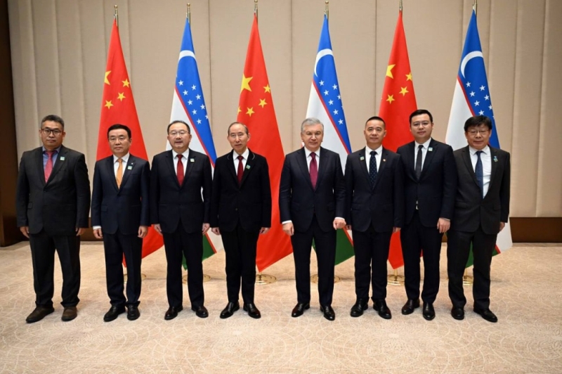 Шавкат Мирзиёев обсудил с ведущими китайскими компаниями новые проекты на миллиарды долларов