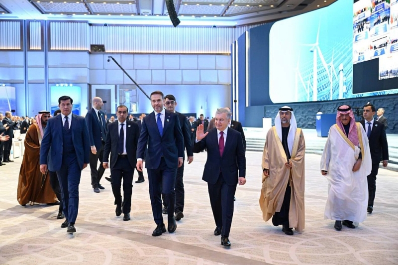 В Узбекистане заработало более 40 новых энергообъектов и началось строительство еще двадцати